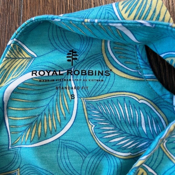 Royal Robbins standard fit tank SZ SM - Picture 2 of 4